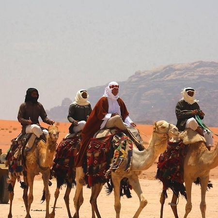 Wadi Rum Wonders Camp מראה חיצוני תמונה