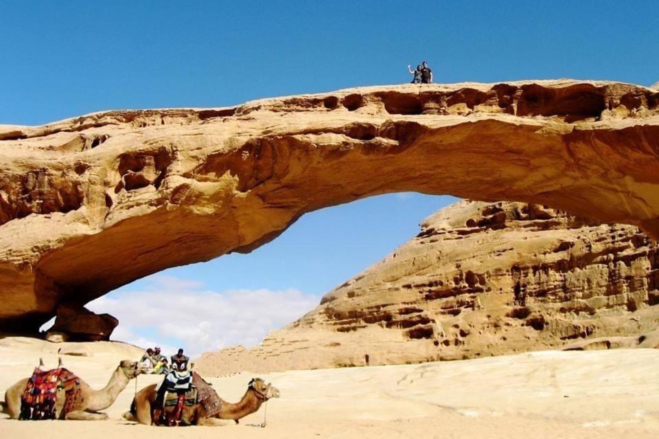 Wadi Rum Wonders Camp מראה חיצוני תמונה